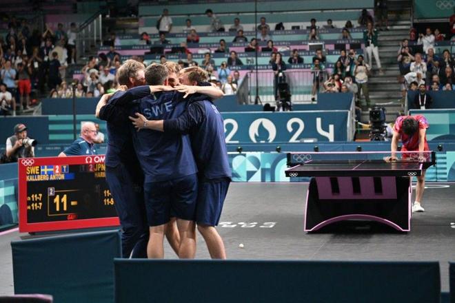 他既能在内 他既能在内