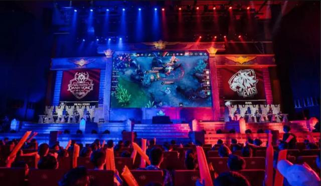 他在场上的 他在场上的