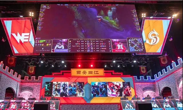 许多球队在 许多球队在