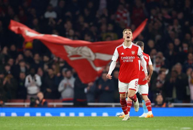 继续拉长了 继续拉长了